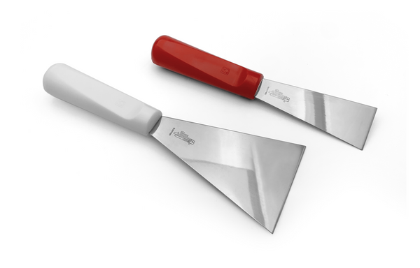 Spachtel mit Kunststoffgiff